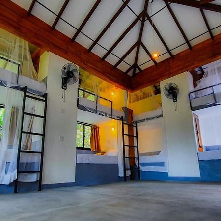 Jungle Escape Hiriketiya Hotell Dikwella Exteriör bild