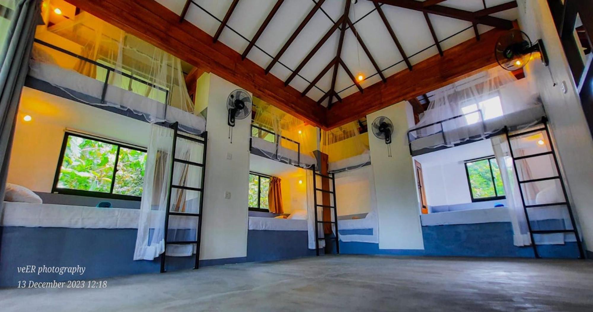 Jungle Escape Hiriketiya Hotell Dikwella Exteriör bild
