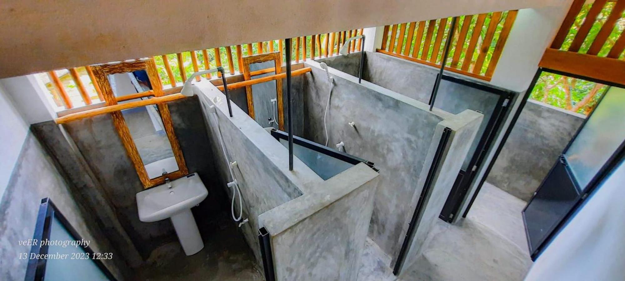 Jungle Escape Hiriketiya Hotell Dikwella Exteriör bild