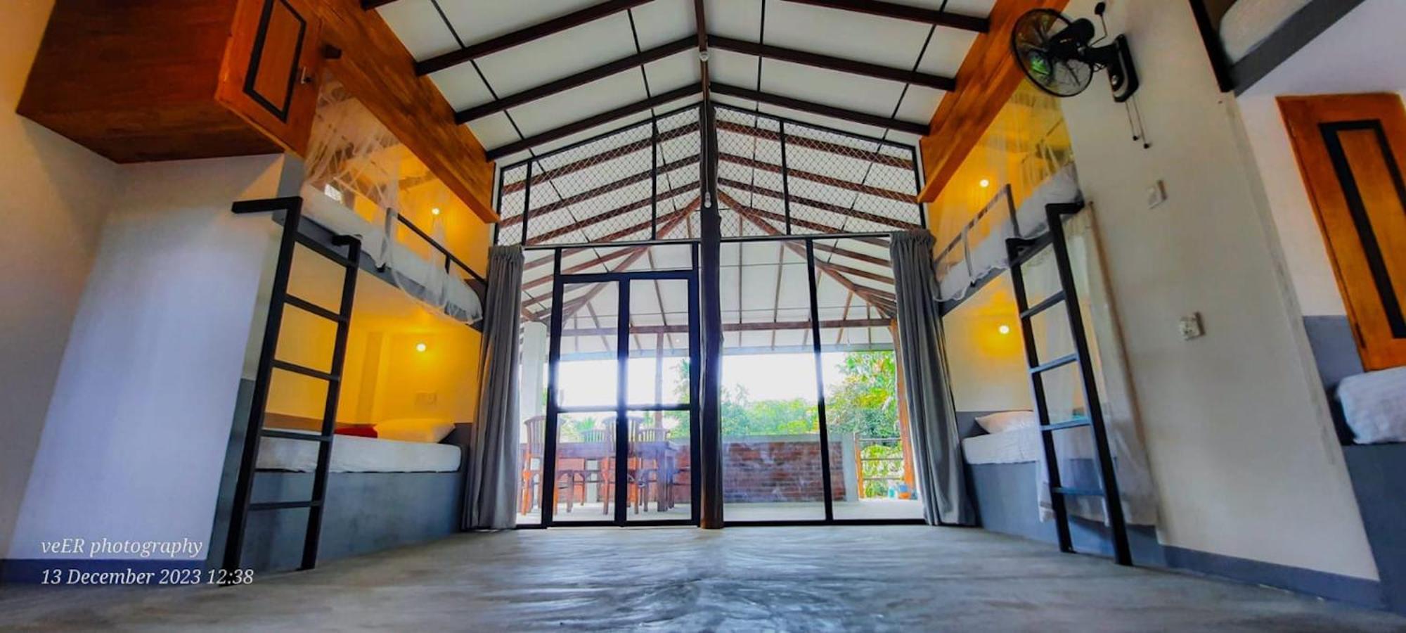 Jungle Escape Hiriketiya Hotell Dikwella Exteriör bild